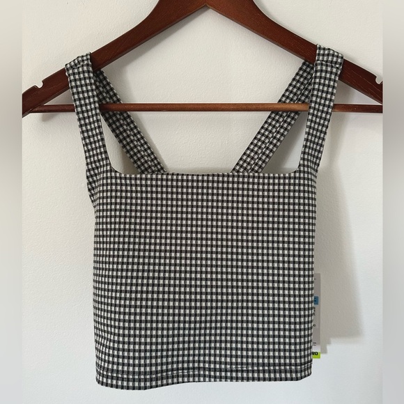 NWT Nike Yoga Women's Black and White Cropped Gingham Tank Sports Bra SIZE M - Picture 5 of 13